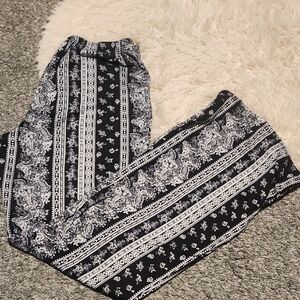 Black and White Patterned Pants